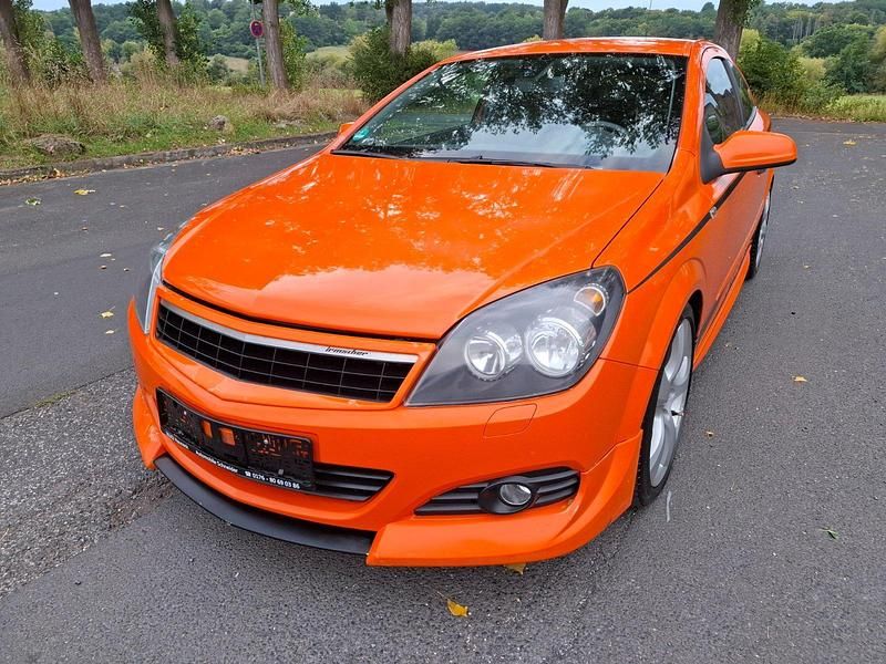Steuerung sonderfarbe Gebraucht 2007 Opel Astra GTC Edition Coupé | 4.890 € (Teuer) - Bild 1/4