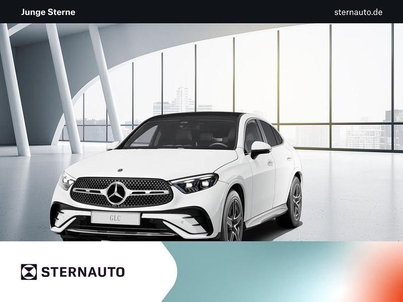 Unilack polarweiß Gebraucht 2024 Mercedes GLC200 AMG line SUV | 64.980 € - Bild 1/4
