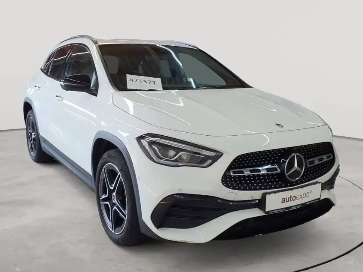 Gebraucht Mercedes GLA250 AMG line 160 PS (117 kW) 2021 SUV