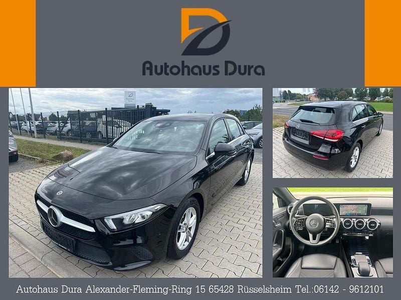 Nachtschwarz Gebraucht 2019 Mercedes A180 Style Limousine | 19.950 € (Fairer Preis) - Bild 1/4