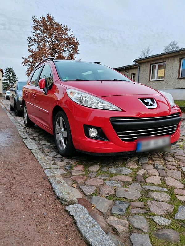 Gebraucht Peugeot 207 120 PS (88 kW) 2012 Rot Kombi