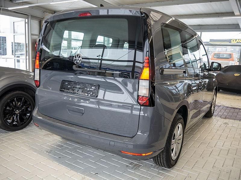 Neu VW Caddy 116 PS (85 kW) 2026 Grau Van / Kleinbus