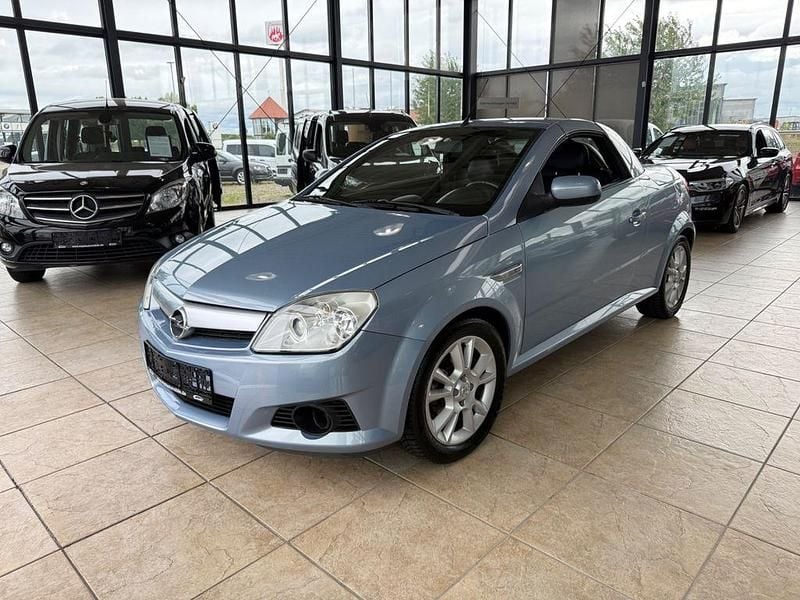 Blau Gebraucht 2005 Opel Tigra Enjoy Cabrio | 2.980 € (Etwas zu teuer) - Bild 1/4