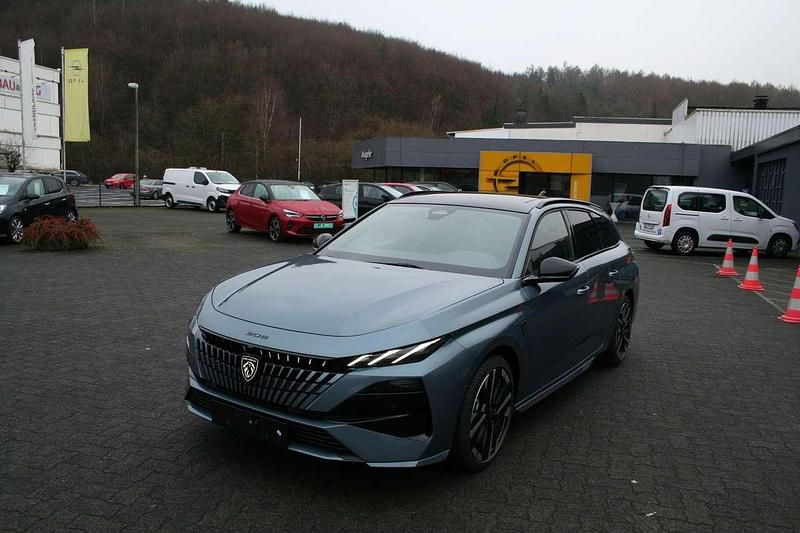 Neu Peugeot 308 SW GT 145 PS (106 kW) 2026 Ingaro blau Kombi