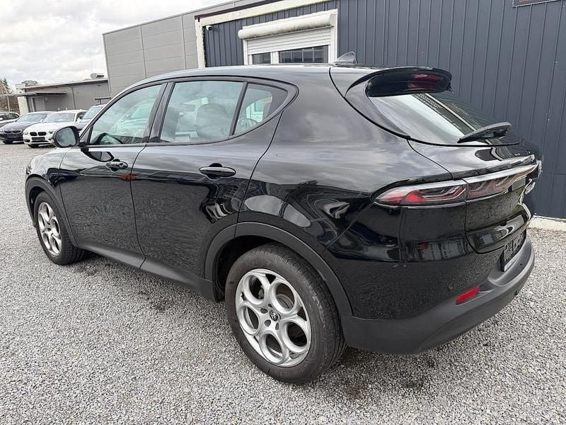 Gebraucht Alfa Romeo Tonale Sprint 131 PS (96 kW) 2023 Schwarz SUV