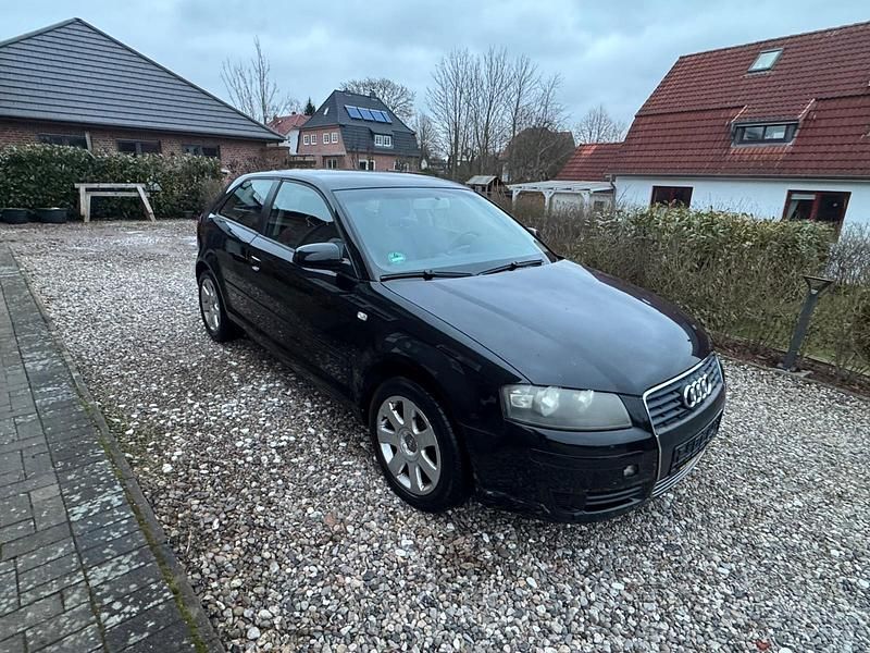 Gebraucht Audi A3 101 PS (74 kW) 2004 Schwarz Kleinwagen