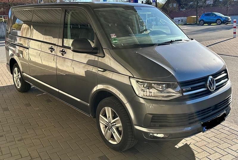 Używany VW Transporter 204 KM (150 kW) 2018 Szary Van