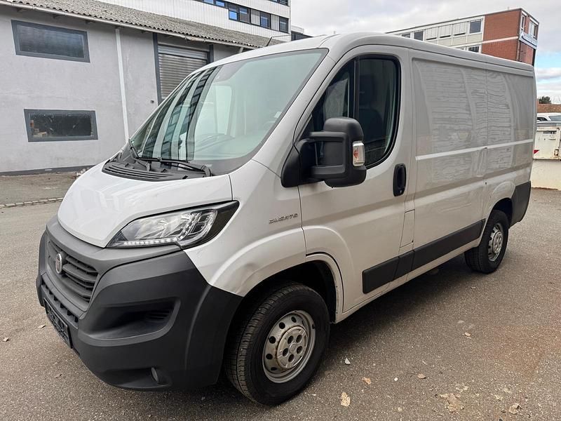 Gebraucht Fiat Ducato 140 PS (102 kW) 2019 Weiß Van