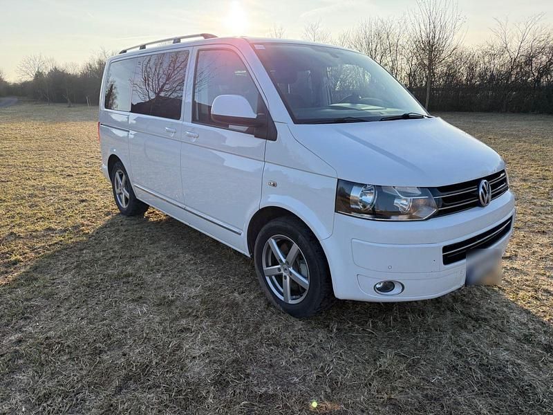 Gebraucht VW Multivan Highline 180 PS (132 kW) 2010 Weiß Van