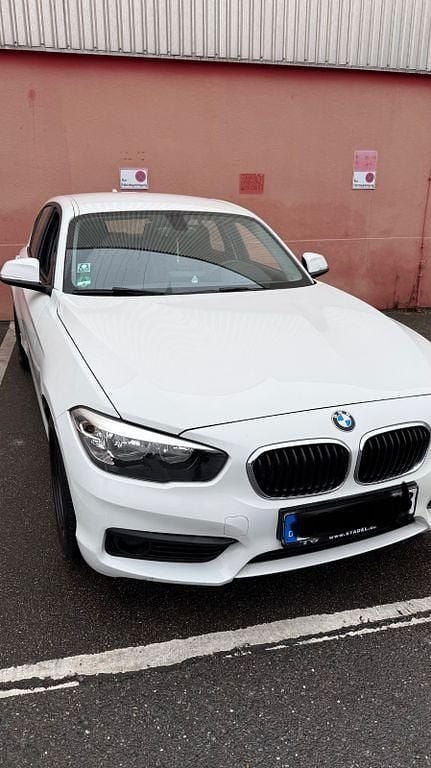 Weiß Gebraucht 2015 BMW 116 Kleinwagen | 7.000 € (Superpreis) - Bild 1/4