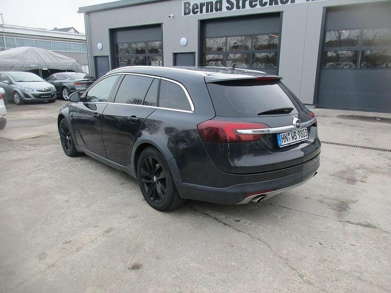 Gebraucht Opel Insignia Country Tourer Basis 250 PS (183 kW) 2014 Schwarz Kombi