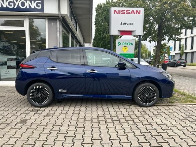 Gebraucht Nissan Leaf Tekna 160 kW (218 PS) 2023 Blau Kleinwagen
