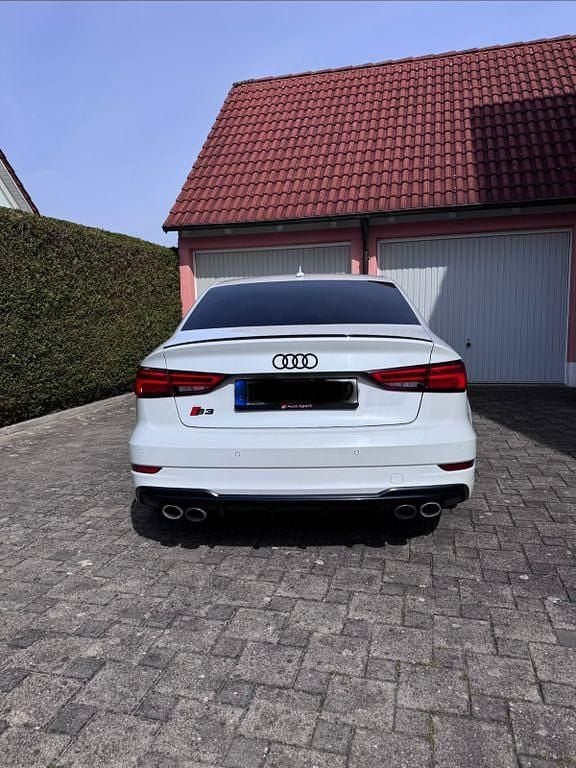 Gebraucht Audi S3 Ambiente 310 PS (228 kW) 2017 Weiß Limousine