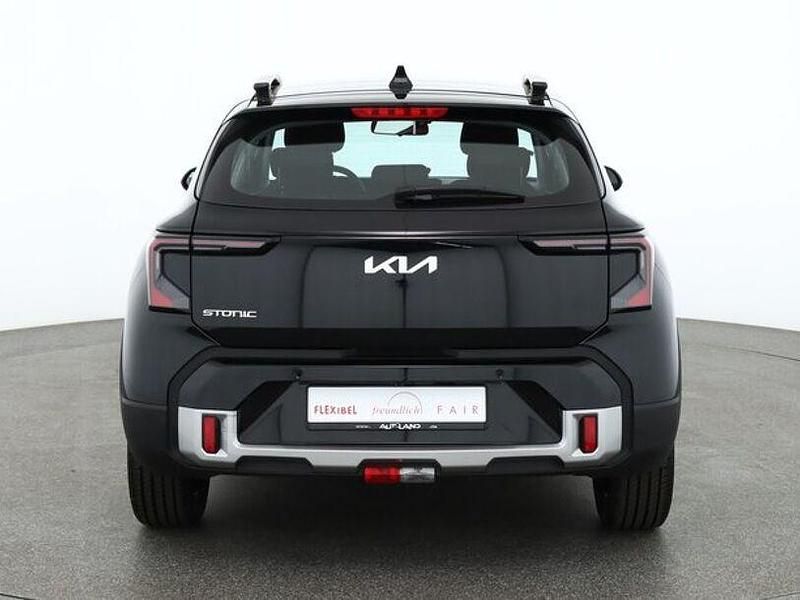 Neu Kia Stonic 101 PS (74 kW) 2026 Schwarz SUV