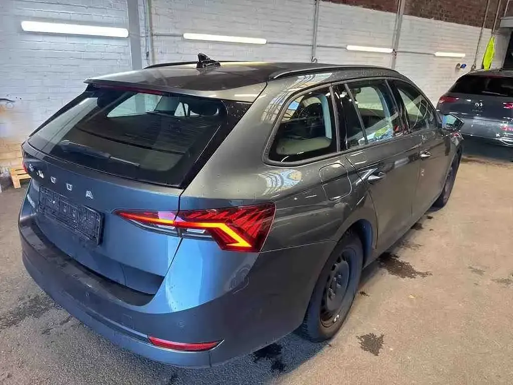 Gebraucht Skoda Octavia Style 150 PS (110 kW) 2020 Grau Limousine