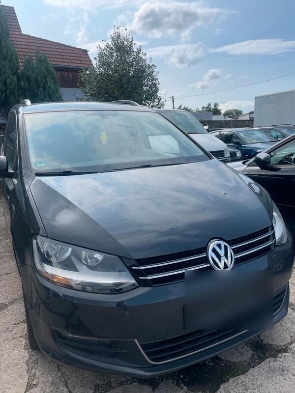 Grau Gebraucht 2013 VW Sharan Van / Kleinbus | 5.800 € (Fairer Preis) - Bild 1/4