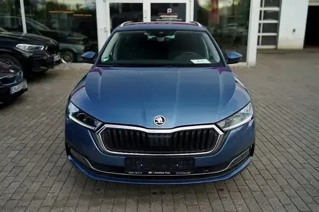 Gebraucht Skoda Octavia 150 PS (110 kW) 2021 Blau Kombi