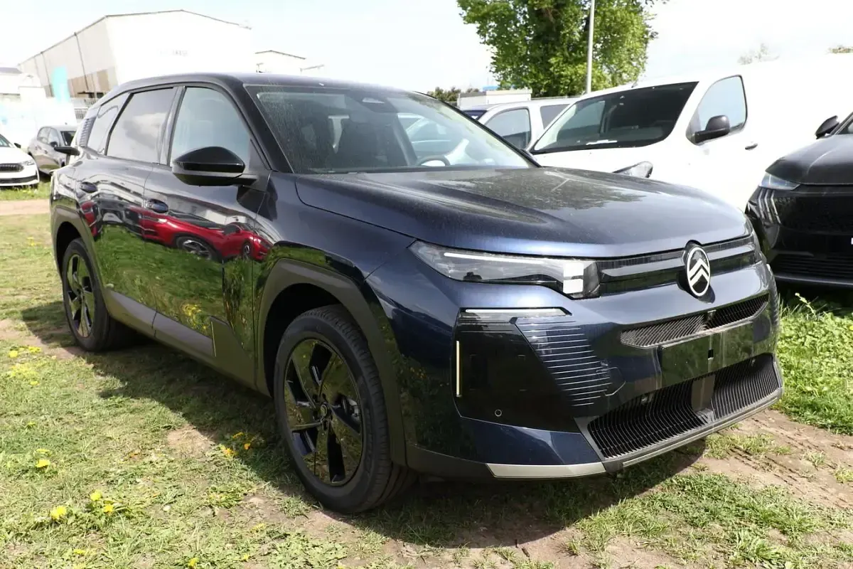 Neu Citroën C5 Aircross 145 PS (106 kW) 2026 Eclipse blau metallic SUV