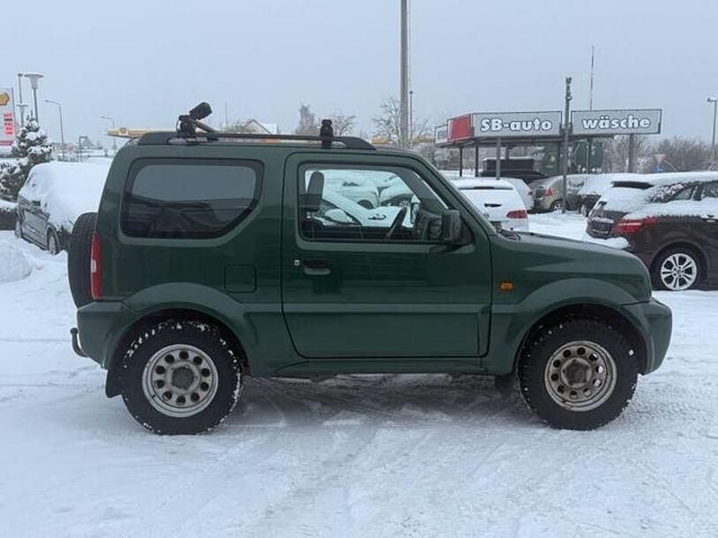 Gebraucht Suzuki Jimny 96 PS (70 kW) 2010 Grün SUV