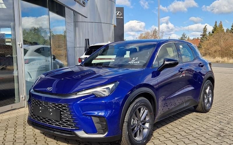 Blau Neu 2025 Lexus LBX SUV | 30.990 € - Bild 1/4