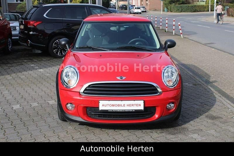 Gebraucht Mini ONE 75 PS (55 kW) 2012 Chili (solar) red Kleinwagen