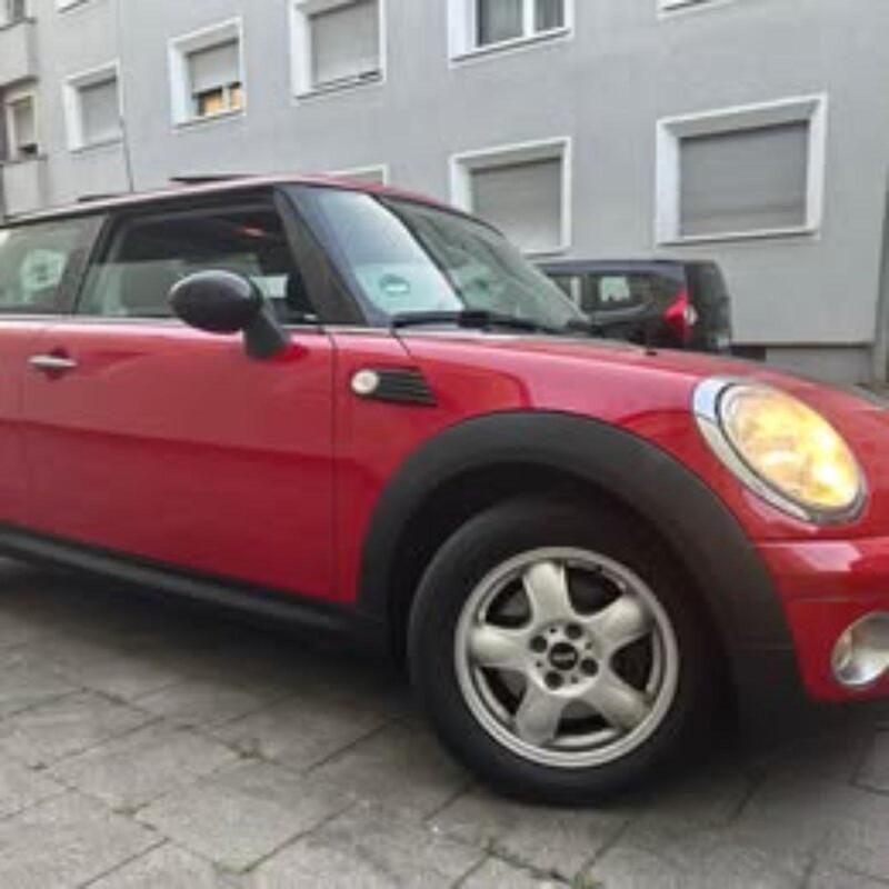 Rot Gebraucht 2008 Mini ONE Kleinwagen | 2.999 € (Guter Preis) - Bild 1/4