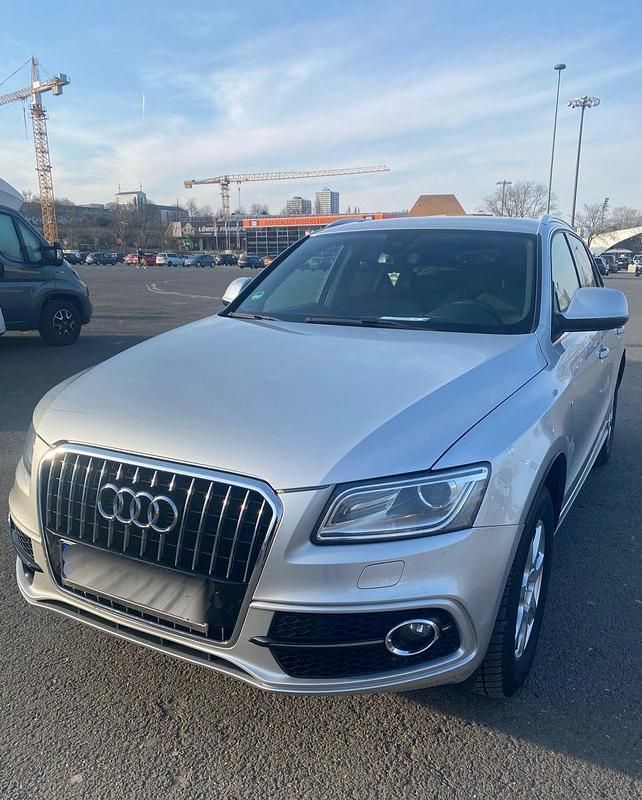 Gebraucht Audi Q5 177 PS (130 kW) 2012 Silber SUV
