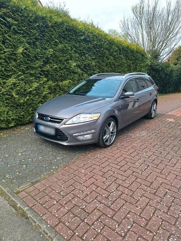 Gebraucht Ford Mondeo 203 PS (149 kW) 2011 Grau Kombi