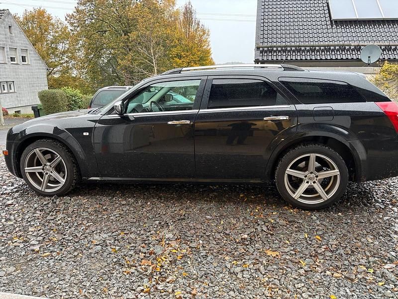 Gebraucht 2008 Chrysler 300C Kombi | 9.000 € - Bild 1/4