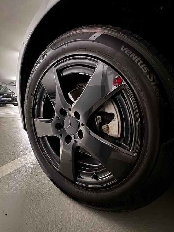 Gebraucht Mercedes 220 170 PS (125 kW) 2016 Limousine