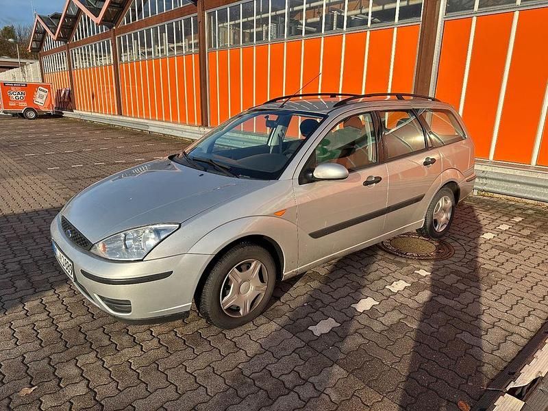 Silber Gebraucht 2003 Ford Focus Kombi | 921 € (Guter Preis) - Bild 1/4