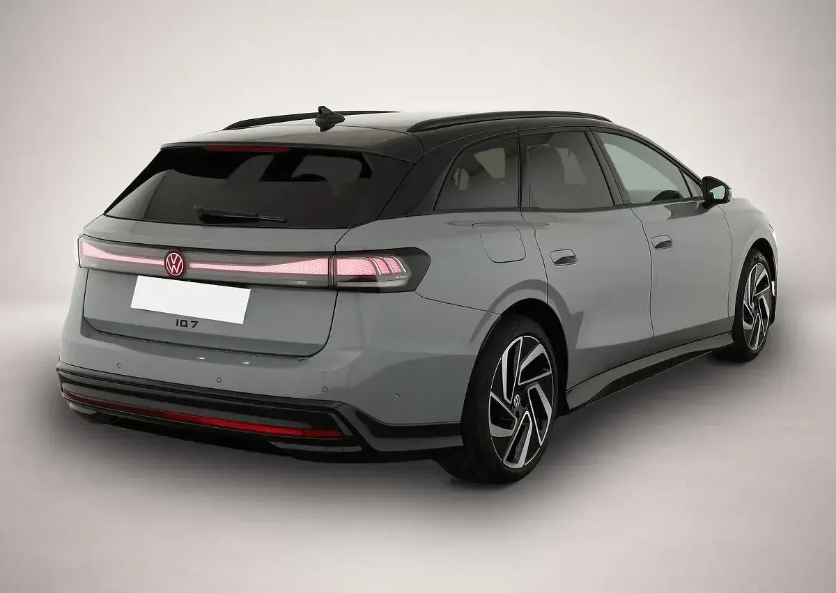 Neu VW ID.7 IQ Drive 210 kW (286 PS) 2026 Grau Kombi