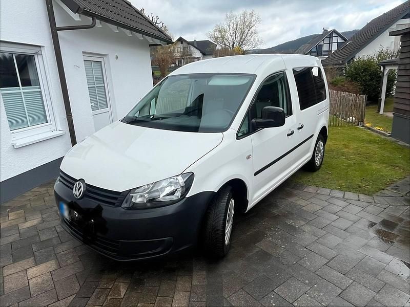 Gebraucht VW Caddy Startline 105 PS (77 kW) 2011 Weiß Van / Kleinbus