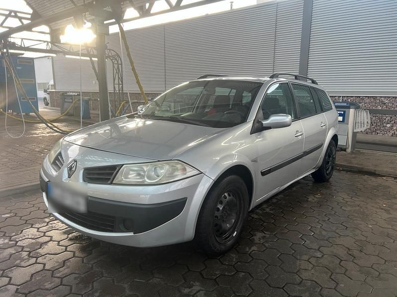 Grau Gebraucht 2006 Renault Mégane GrandTour Kombi | 1.250 € (Guter Preis) - Bild 1/4