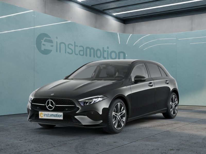 Schwarz Gebraucht 2024 Mercedes A200 Progressive Limousine | 32.635 € (Etwas zu teuer) - Bild 1/3