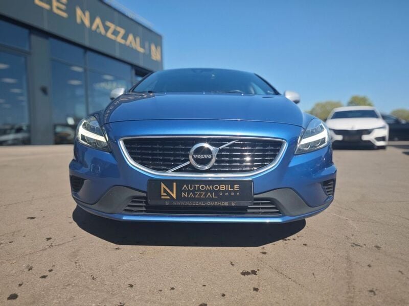 Gebraucht Volvo V40 150 PS (110 kW) 2017 Blau Kombi