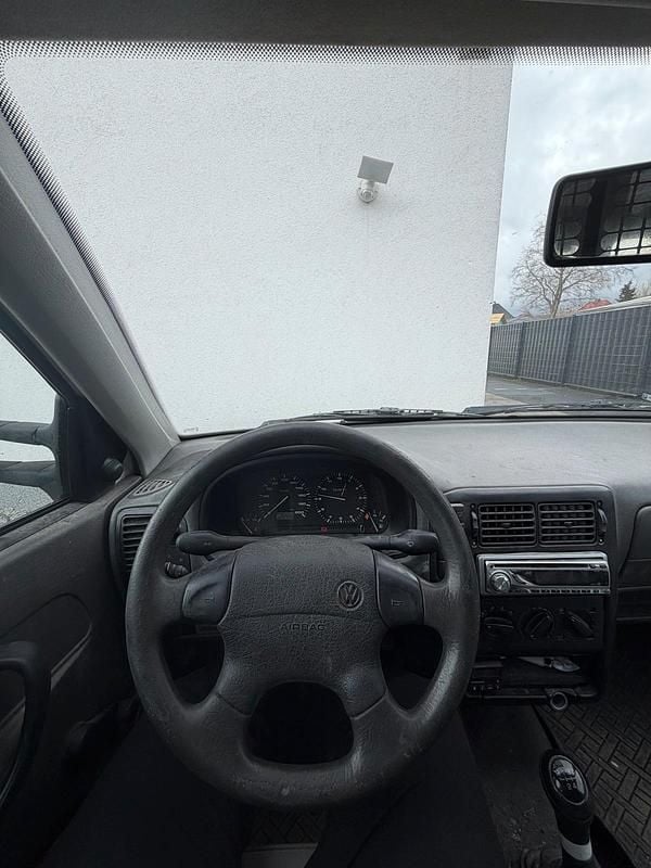 Gebraucht VW Caddy 75 PS (55 kW) 1999 Weiß Van / Kleinbus