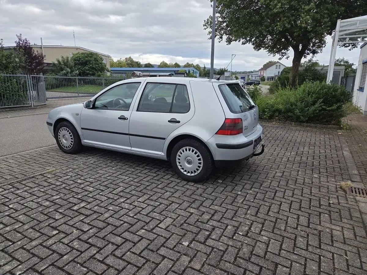 Gebraucht VW Golf III 75 PS (55 kW) 1998 Silber Limousine