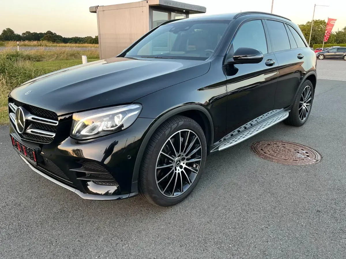 Gebraucht Mercedes GLC350 AMG 258 PS (189 kW) 2017 Schwarz SUV