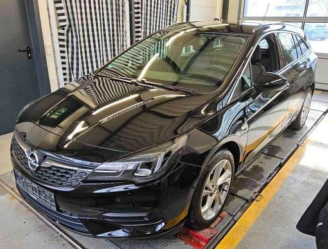 Gebraucht Opel Astra Elegance 131 PS (96 kW) 2022 Schwarz Kombi