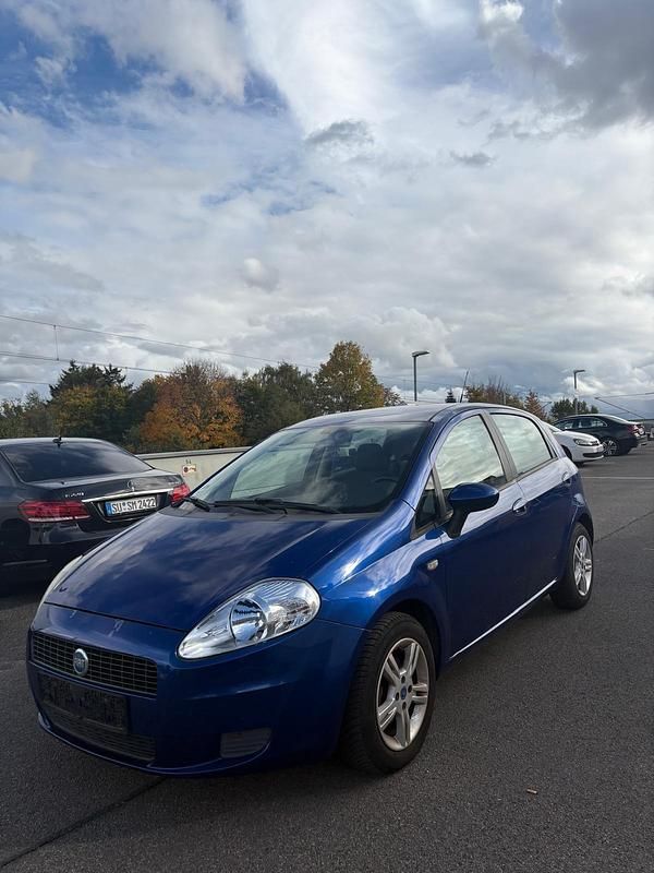 Blau Gebraucht 2006 Fiat Grande Punto Dynamic Kleinwagen | 1.100 € (Superpreis) - Bild 1/4