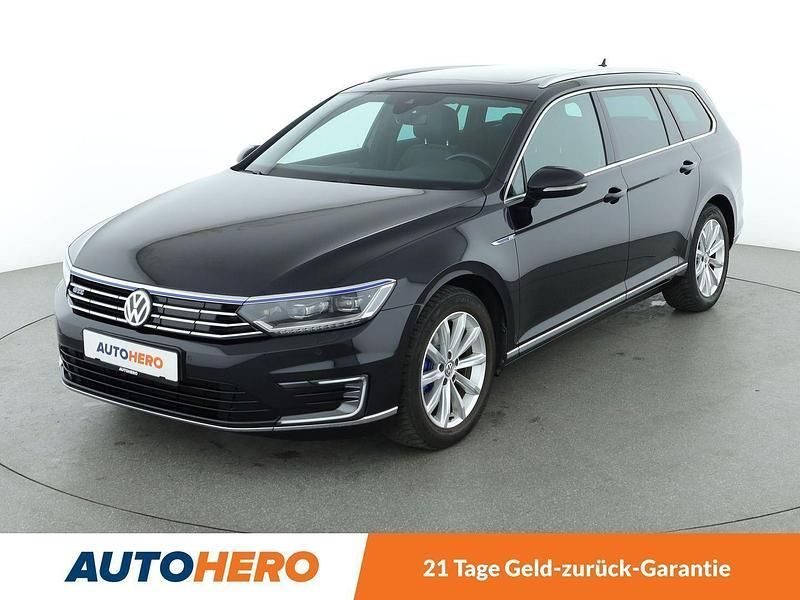 Schwarz Gebraucht 2017 VW Passat GTE Kombi | 15.970 € (Superpreis) - Bild 1/3