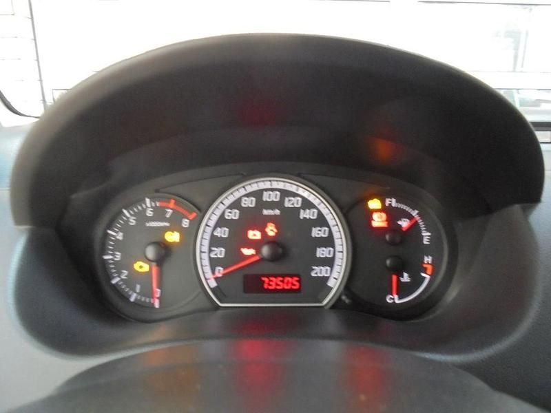 Gebraucht Suzuki Swift Comfort 92 PS (67 kW) 2009 Silber Kleinwagen