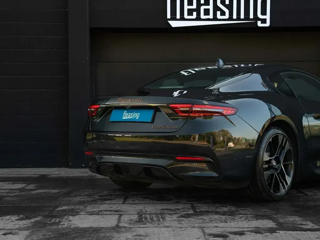 Gebraucht Maserati Granturismo 559 kW (761 PS) 2025 Schwarz Coupé