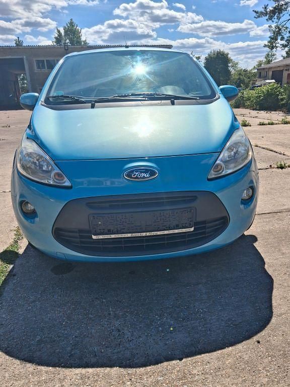 Blau Gebraucht 2010 Ford Ka Titanium Kleinwagen | 1.730 € (Fairer Preis) - Bild 1/4