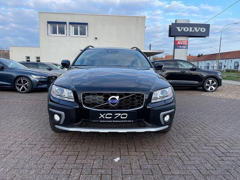 Gebraucht Volvo XC70 Summum 181 PS (133 kW) 2016 Schwarz Kombi