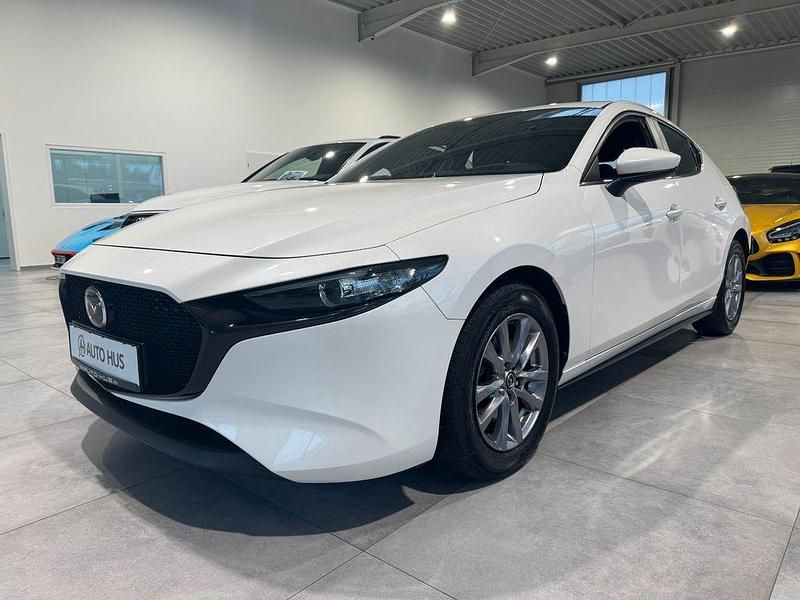 Weiß Gebraucht 2021 Mazda 3 Limousine | 21.990 € (Fairer Preis) - Bild 1/4