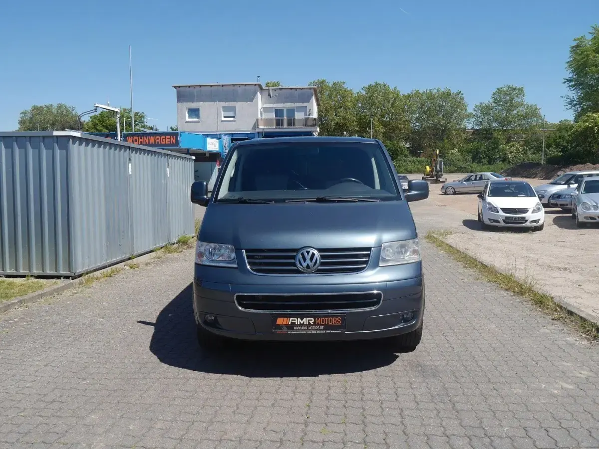 Gebraucht VW Multivan 174 PS (127 kW) 2008 Grau Van / Kleinbus