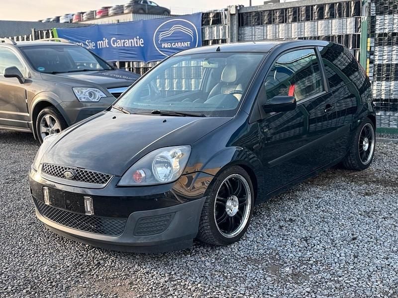 Schwarz Gebraucht 2007 Ford Fiesta Kleinwagen | 1.350 € (Fairer Preis) - Bild 1/4