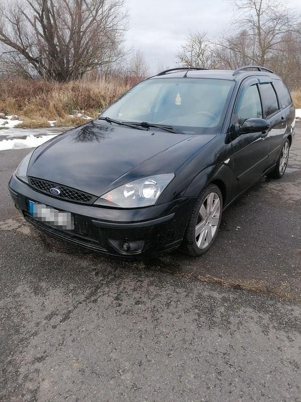Gebraucht Ford Focus Futura 101 PS (74 kW) 2004 Schwarz Kombi